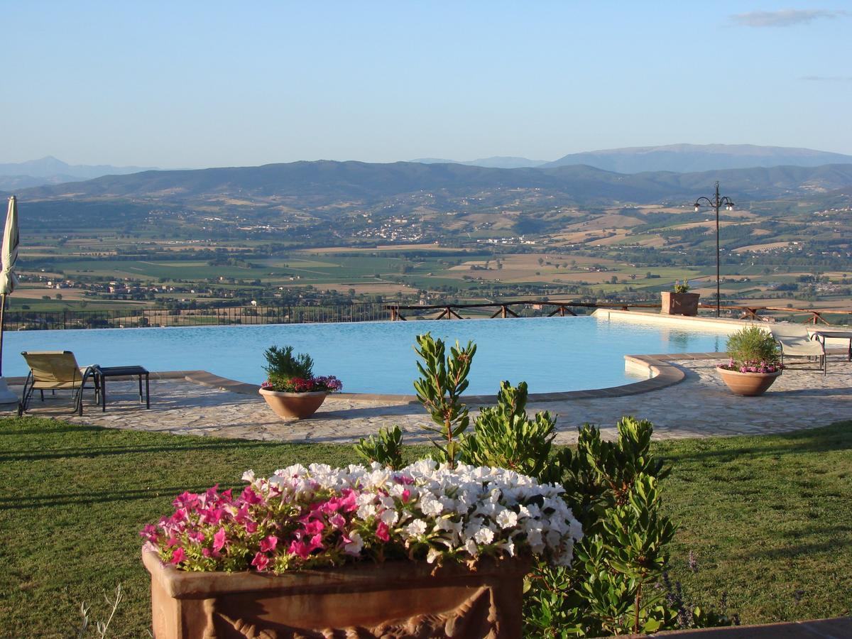 La Palazzetta Del Vescovo ξενώνας Fratta Todina Εξωτερικό φωτογραφία